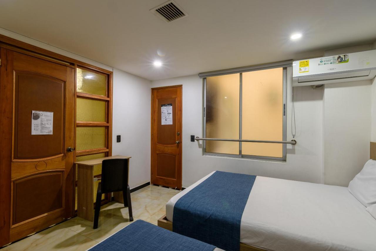 Hotel Med Estadio Μεντεγίν Εξωτερικό φωτογραφία